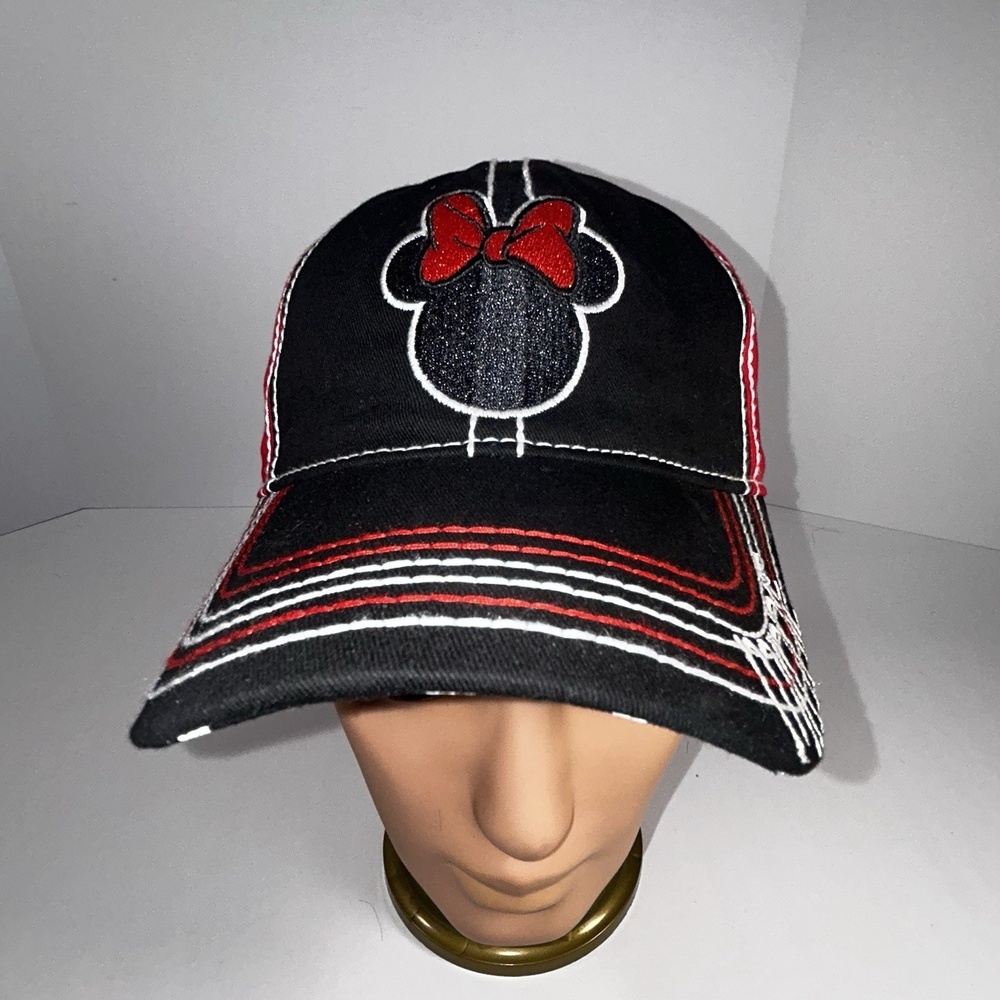 Disney Minnie Mouse Black And Red Hat , Red Bow, Minnie stitched on bill Womans